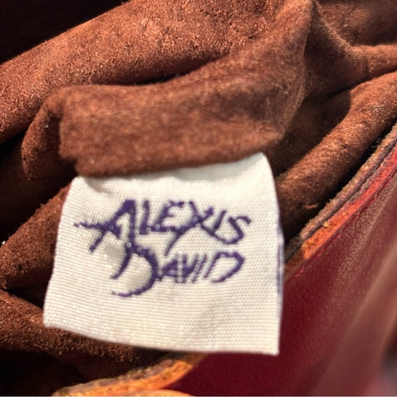 ALEXIS DAVID Tooled Leather Hand Shoulder Bag Deep Red Interior Pocket Floral - Picture 12 of 15